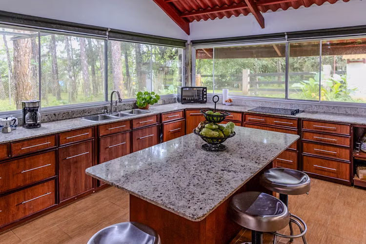 Venta casa de montaña en Altos de Cerro Azul