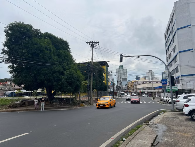 VIA ESPAÑA CALIDONIA EDIFICIO EN VENTA