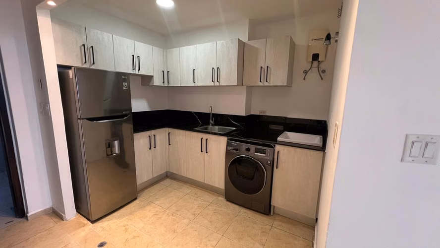 AV BALBOA | SE VENDE | 60M2 | 1 REC | 1 BAÑO | 1 PARKING | DEPOSITO | VISTA 180°