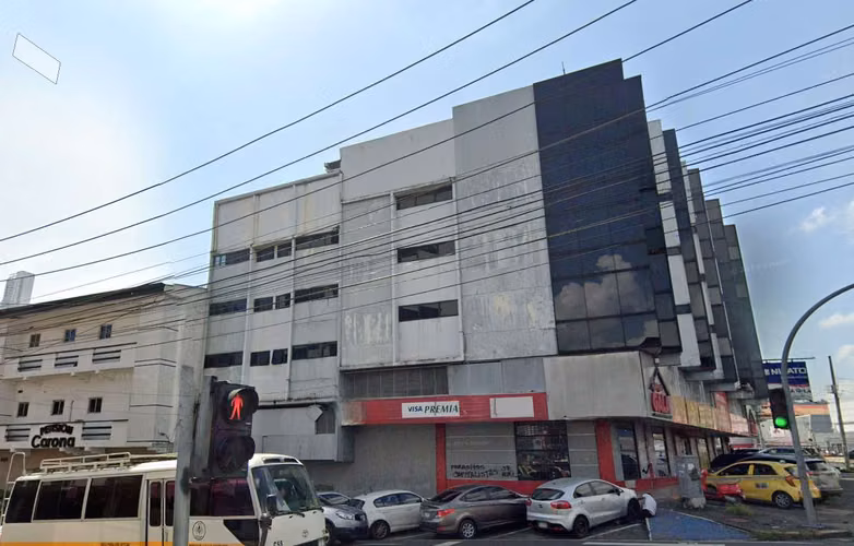 Venta de Edificio Comercial en Calidonia, 3,330m2 de construcción