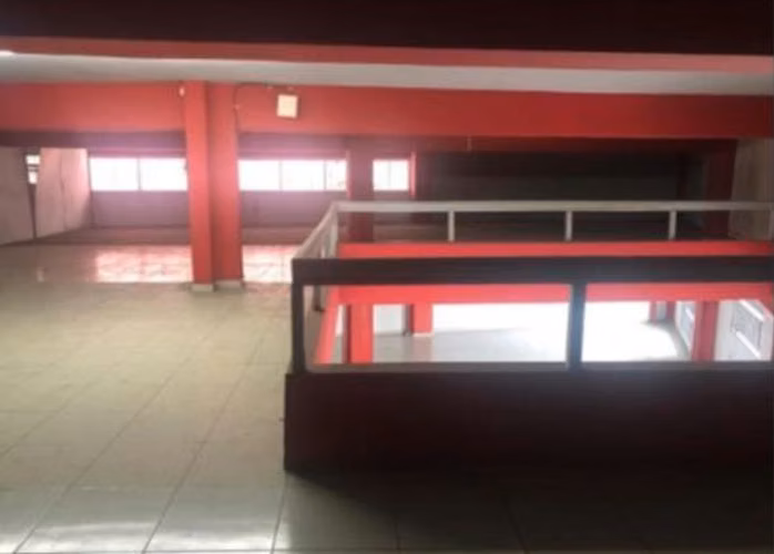 Venta de Edificio Comercial en Calidonia, 3,330m2 de construcción