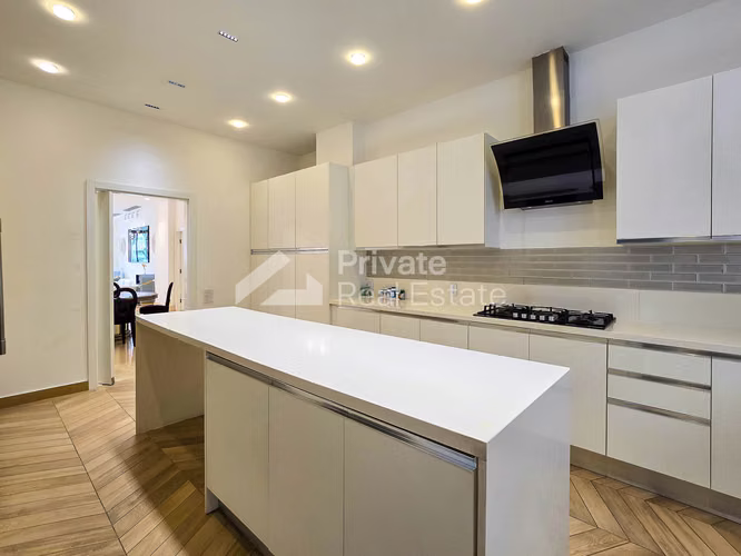 ALQUILER DE APARTAMENTO EN OCEAN REEF PH GARDEN APARTMENTS