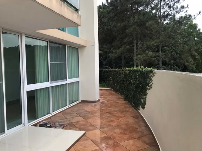 Vendo apartamento Albrook Pine Hill, con jardín y Terraza