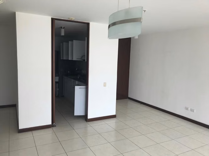 VENTA DE APARTAMENTO EN ALTAVISTA TOWERS CON VISTA A LA CIUDAD
