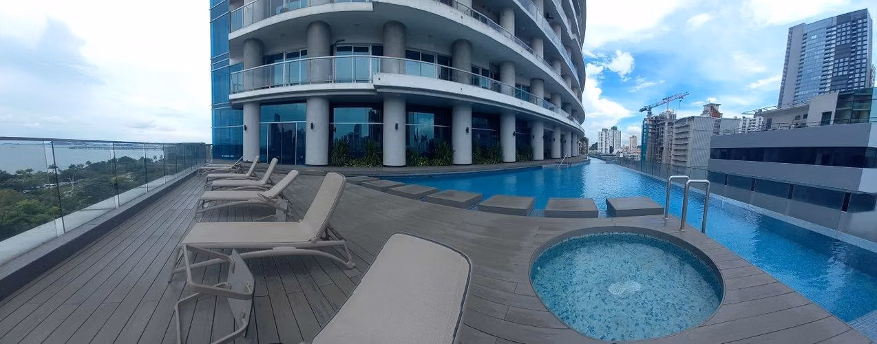 Avenida Balboa Yacht Club