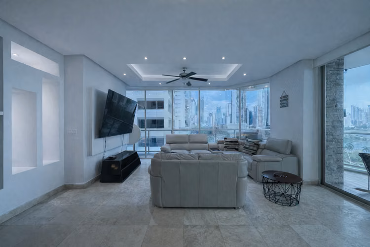 VENTA DE APARTAMENTO EN AVENIDA BALBOA