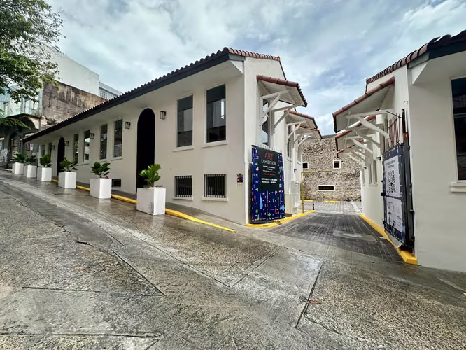 For Rent Commercial Space in Casco Viejo
