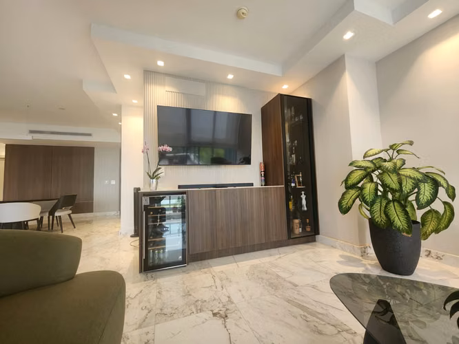 Apartamento en venta en primera línea en Costa del Este MC
