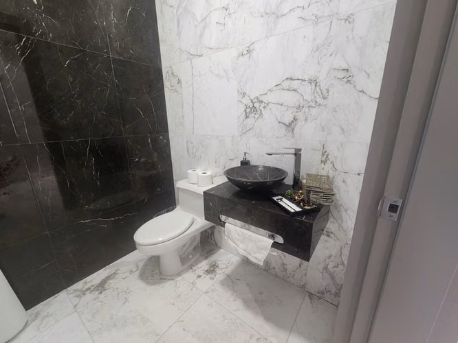 Apartamento en venta en primera línea en Costa del Este MC
