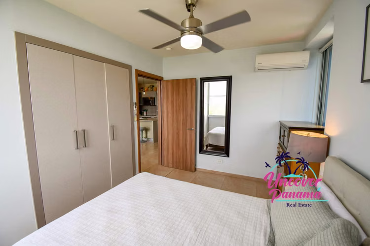 Se vende espectacular apartamento en PH Royal Palm