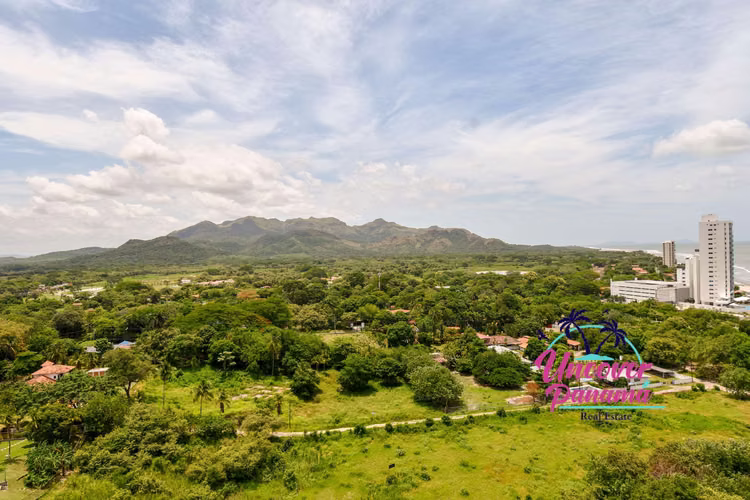 Se vende espectacular apartamento en PH Royal Palm