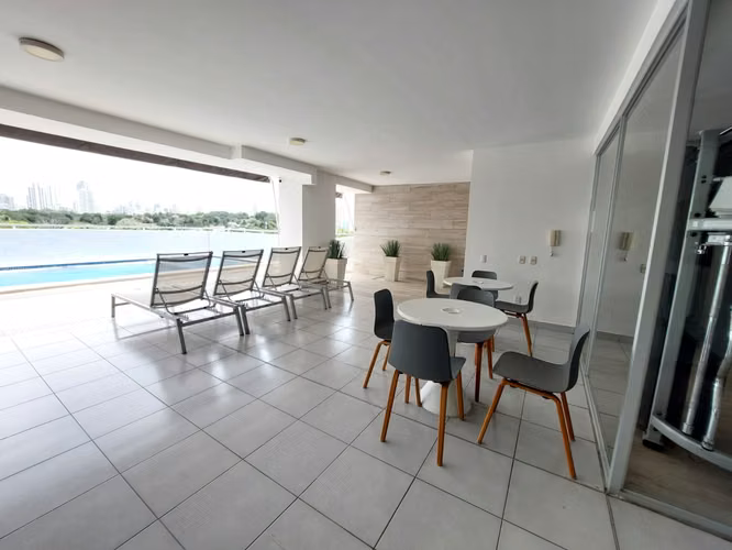Parque Lefevre, Apartamento en PH SOLOK.
