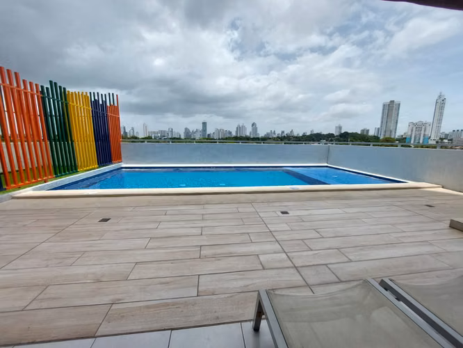 Parque Lefevre, Apartamento en PH SOLOK.