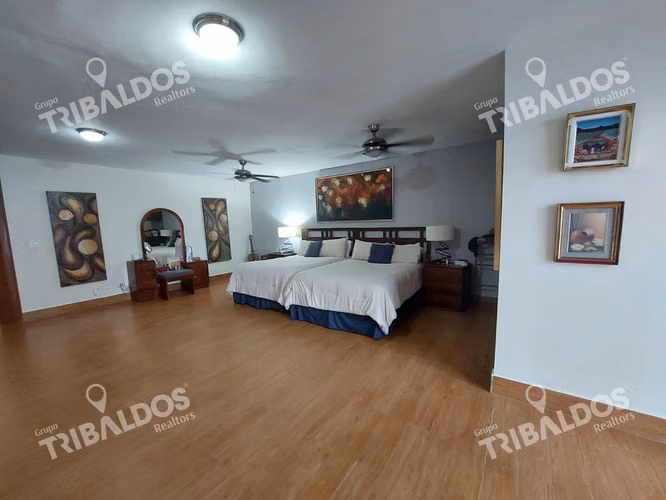 Venta de Penthouse de dos Pisos en Paitilla - Imagen 16