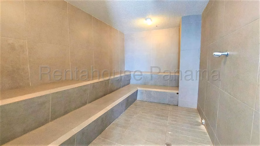 Venta de Apartamento de 185 m2 en PH Bahía del Golf, Altos del Golf 24-77GG