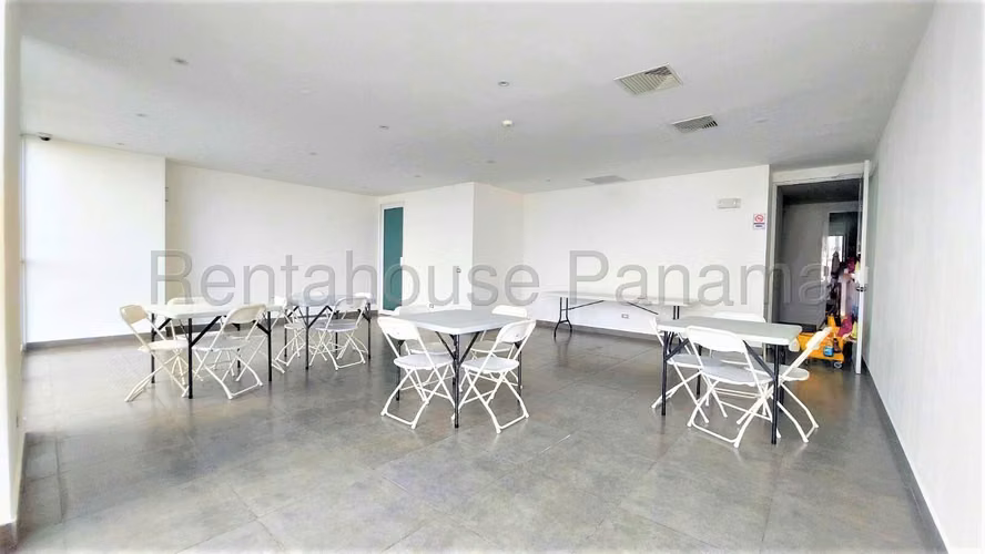 Venta de Apartamento de 185 m2 en PH Bahía del Golf, Altos del Golf 24-77GG