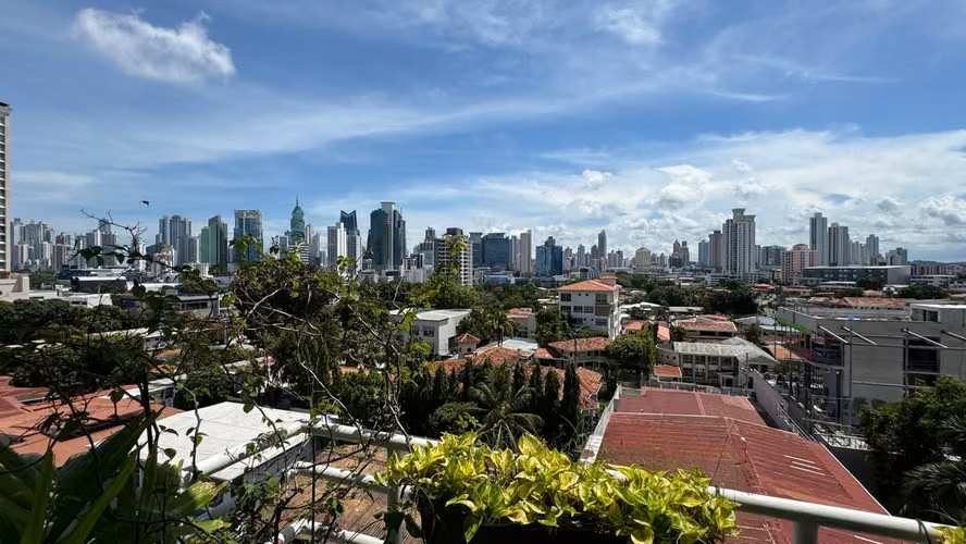 Apartamento Amoblado en The Cosmopolitan Towers – San Francisco, Calle 67