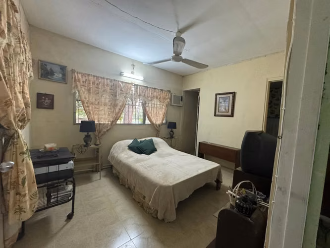 Venta de Casa con terreno Playa Santa Clara Árboles Frutales