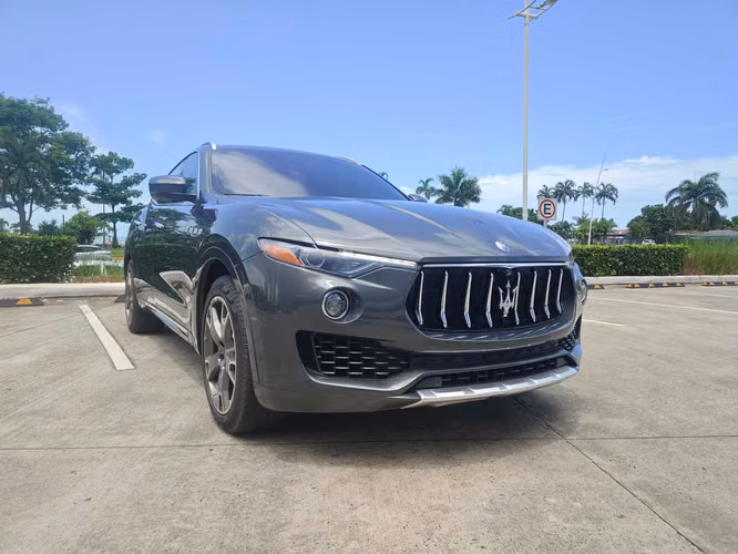 Maserati Levante Ermenegildo Zegna