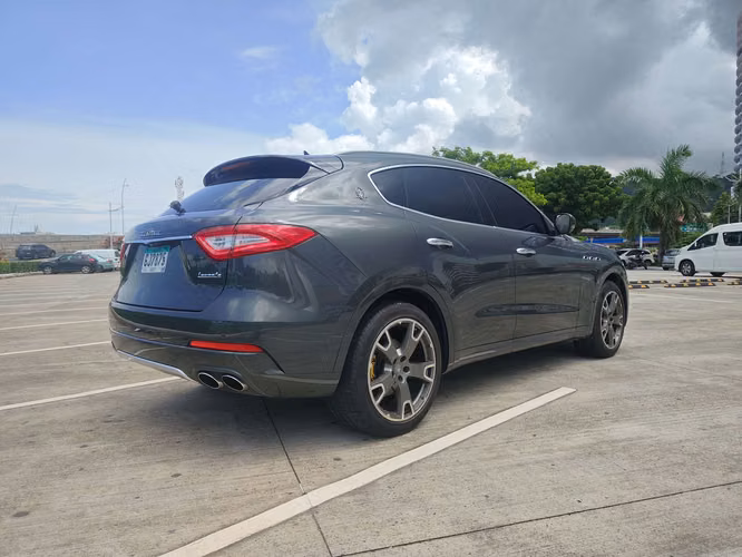 Maserati Levante Ermenegildo Zegna