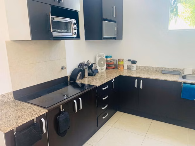 Casas de Playa en Coronado | Opciones para 6-10 Personas
