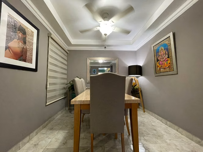Venta $90,000 Apartamento en Urbanización Los Pinos