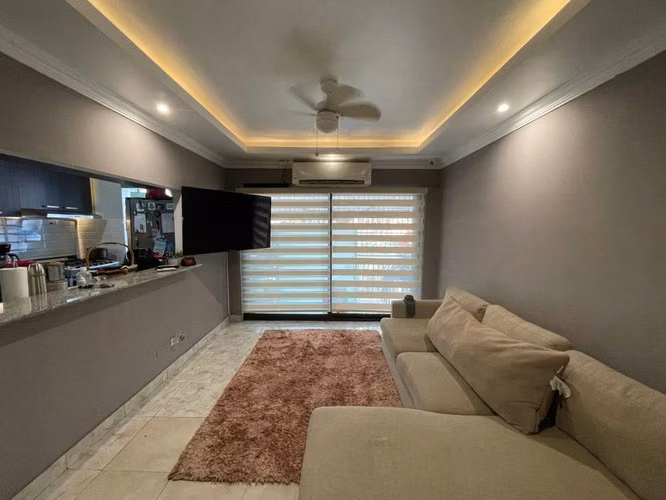 Venta $90,000 Apartamento en Urbanización Los Pinos