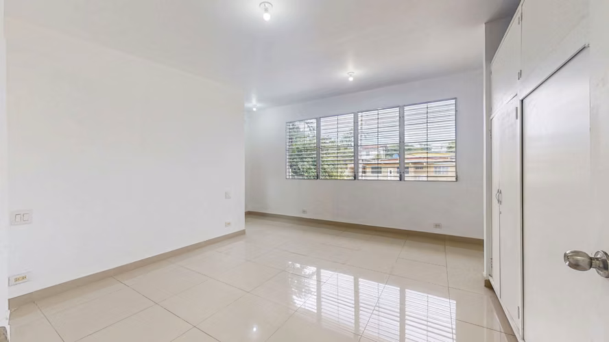 Venta de amplia y acogedora casa en Betania