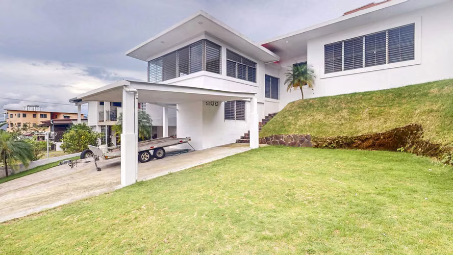 Venta de amplia y acogedora casa en Betania