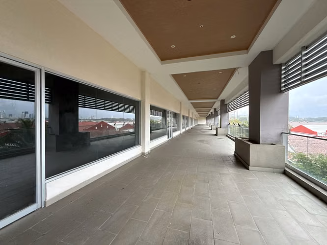 Alquiler de Locales - Paseo Albrook