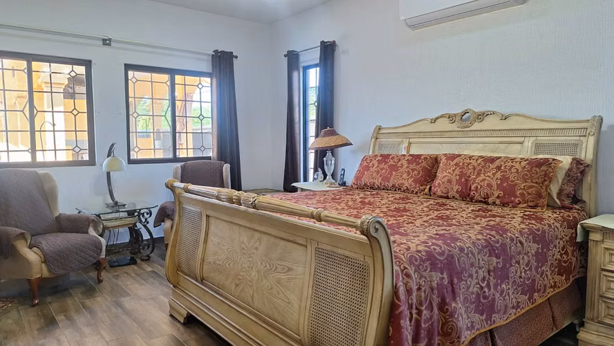 CHAME EL CELAJE VENTA DE INCREÍBLE CASA A 10 MINUTOS DE CORONADO