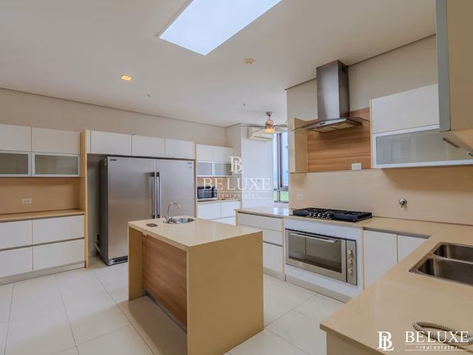 VENTA DE APARTAMENTO REMODELADO EN  PH LA VISTA, SANTA MARIA (3)