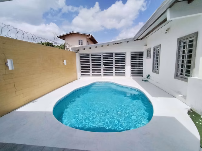 VENTA DE CASA EN ALTOS DE PANAMA