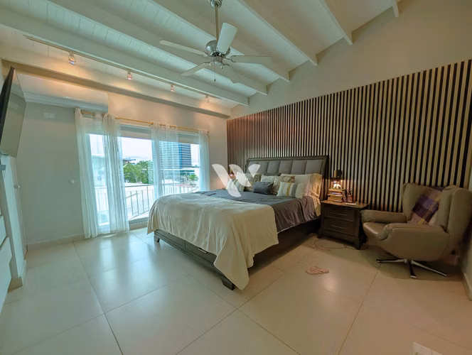Casas en La Alameda | Casa Remodelada y con Piscina - La Alameda