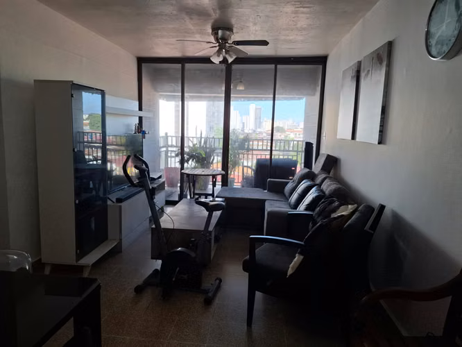 Se Vende Apartamento 3 recámaras, Ave. 12 de Octubre