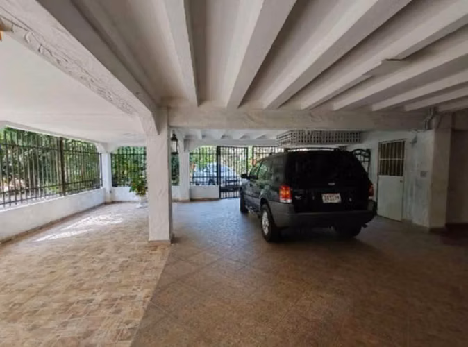 Melissa Foster Luxury Vende Hermosa Casa en Albrook MF1596