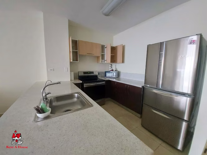 Venta de Apartamento de 101 m2 en PH H2O on the Ocean, Avenida Balboa GG