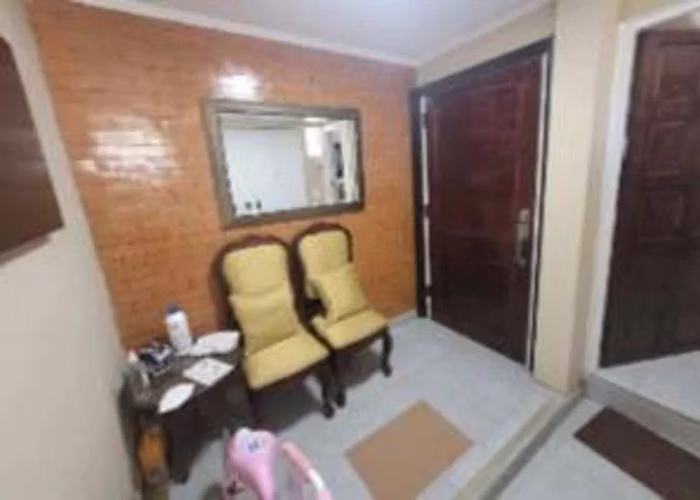 Melissa Foster Luxury Vende 2 Apartamentos Remodelados Unificables en Clayton MF1587