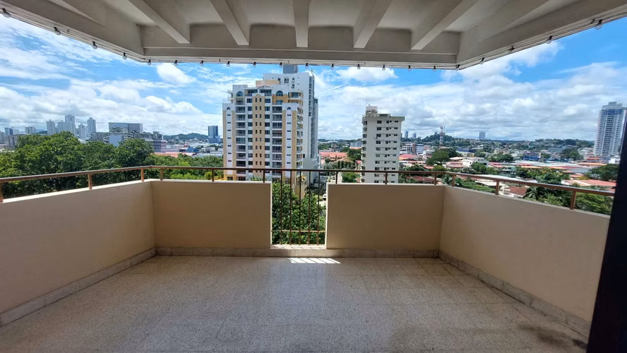 Hato Pintado, La Loma. Apartamento en Venta.