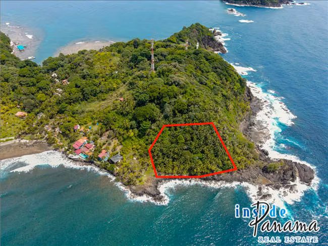 Paraíso Frente al Mar en Isla Grande Colón Panamá