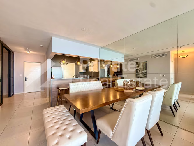 Venta de apartamento en Waters on the Bay Avenida Balboa