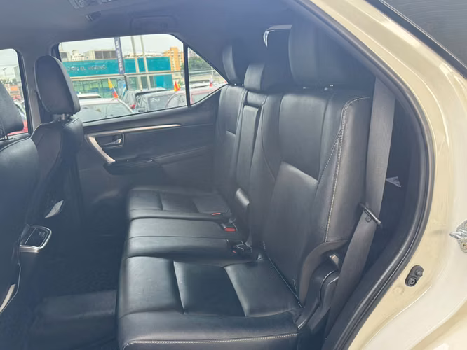 Toyota Fortuner 2023 - Imagen 7