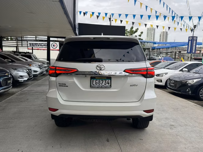 Toyota Fortuner 2023 - Imagen 13