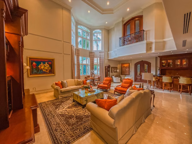 Casa en venta - Royal Pacific