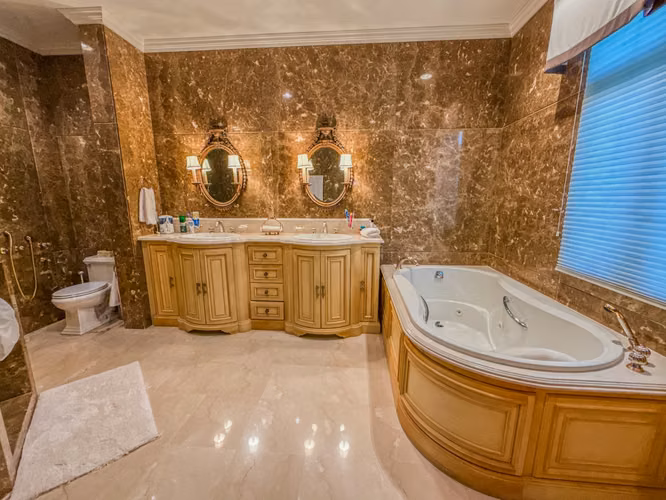 Casa en venta - Royal Pacific