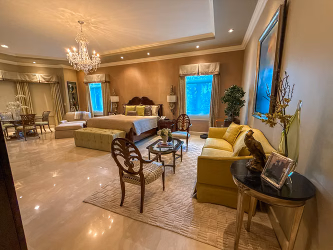 Casa en venta - Royal Pacific