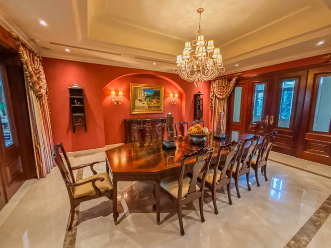 Casa en venta - Royal Pacific