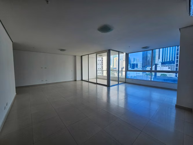 BANCO VENDE APARTAMENTO EN P.H. MARBELLA 47 - Imagen 2