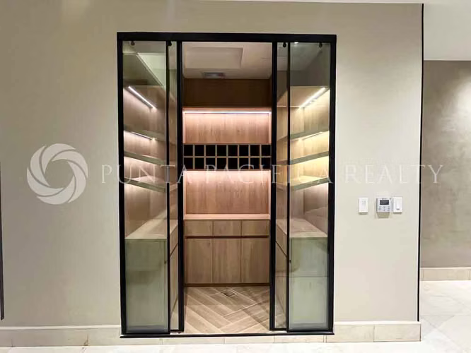 Alquiler En Ocean Reef | Waterfront Residences | Amueblado | 3 Rec