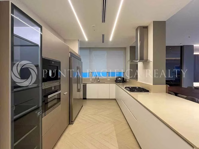 Alquiler En Ocean Reef | Waterfront Residences | Amueblado | 3 Rec